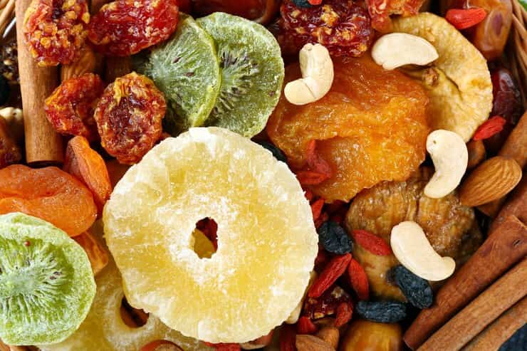 میوه خشک میکس یک کیلویی طعمی طبیعی و بدون افزودنی‌ های مصنوعی